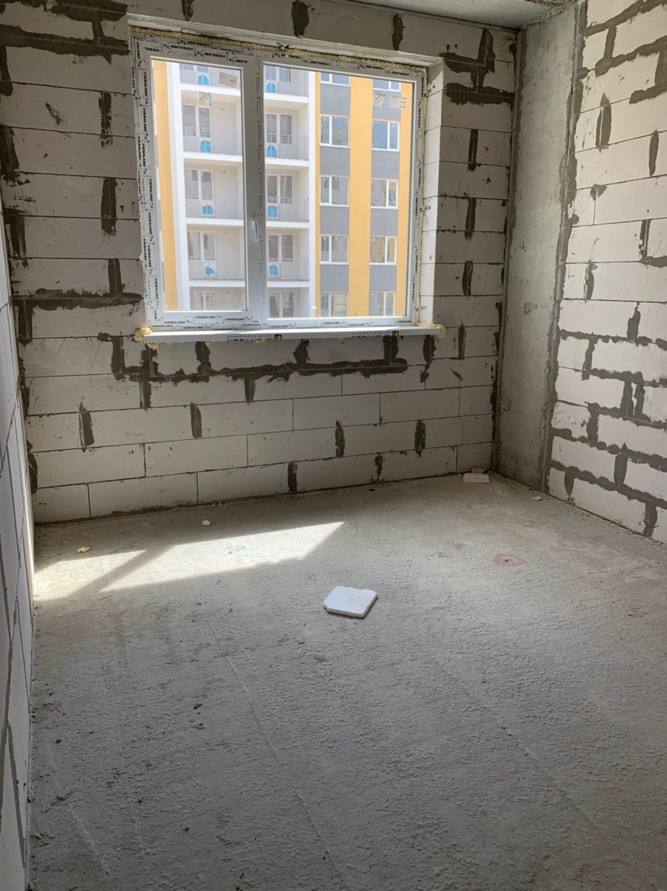 photo5224421304759857262